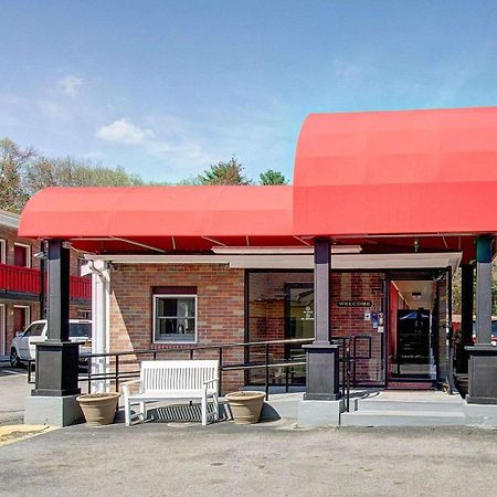 Econo Lodge Sharon Exterior photo